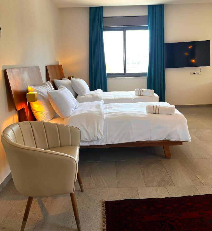 Dar Al Mauge Boutique Hotel With Outdoor Pool Bethlehem Exterior foto